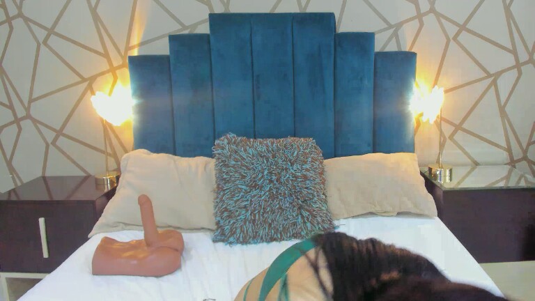 ZaraForb's Streamate show and profile