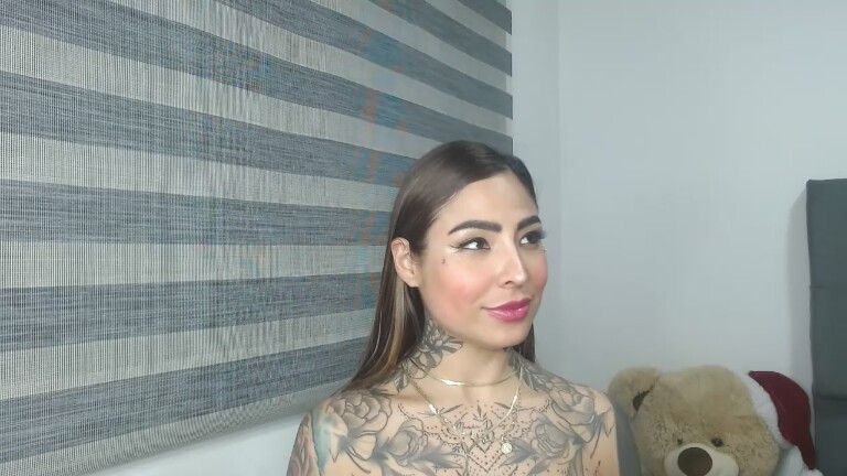 EmiliMontero's Streamate show and profile