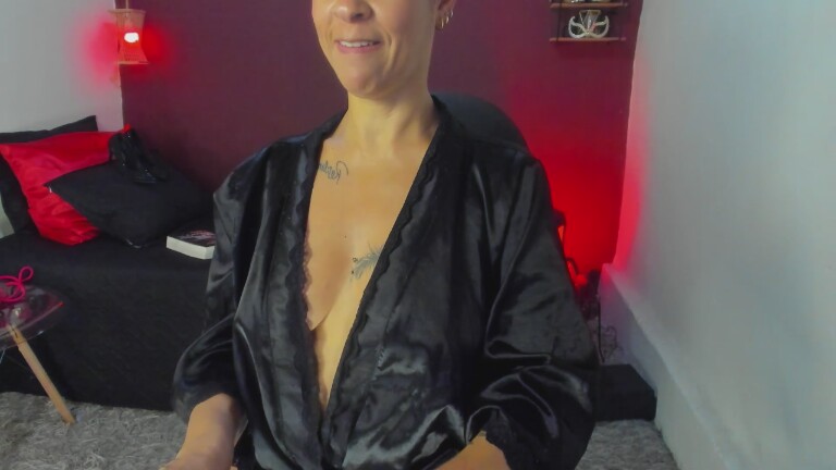 ivanniisakeers's Streamate show and profile