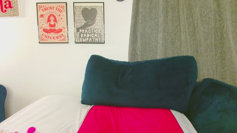 TrinityB's Streamate show and profile