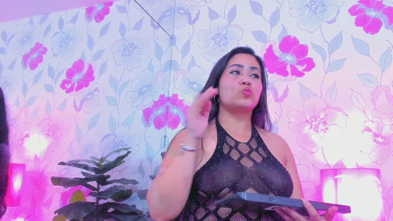 SophieRain's Streamate show and profile