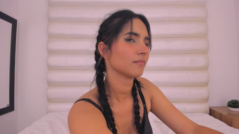 SamanthaLevy's Streamate show and profile